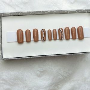 RTS Brown/Nude Trendy Abstract Press On Nails